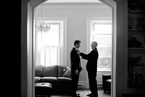 photo by Los Angeles wedding photographer Roberto Valenzuela - groomsmen getting ready 
